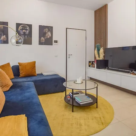 Apartment Lovely In With Wifi